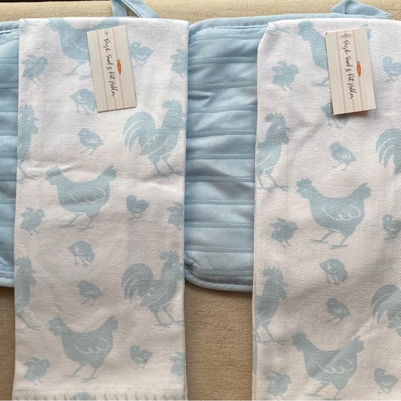 Kitchen Towel & Pot Holder Set Chicks,Chickens n Roosters NWT - Picture 2 of 10